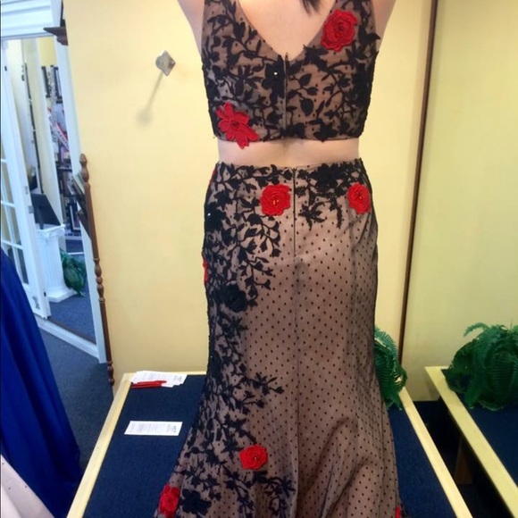 Prom Dress - Picture 2 of 3